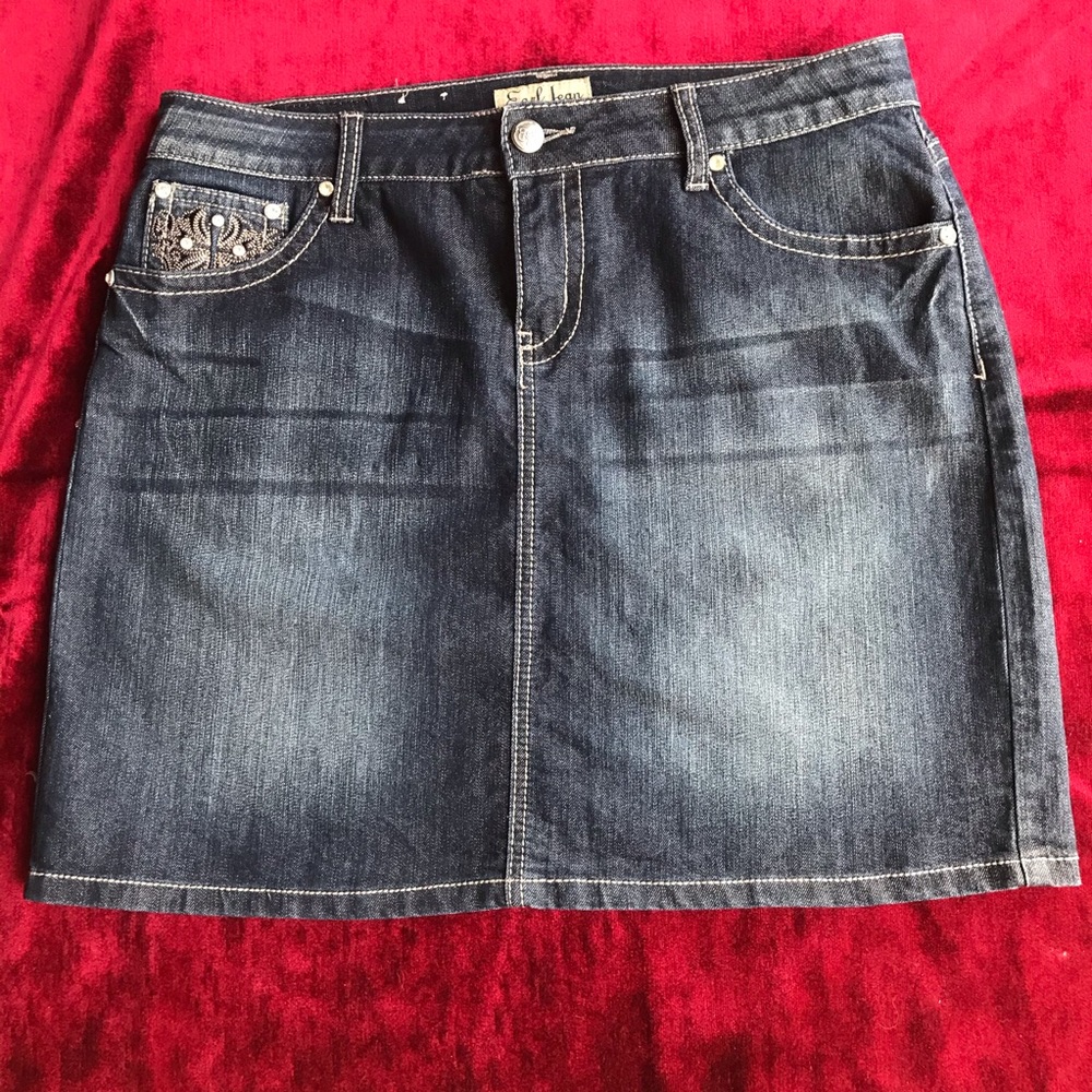 Earl Jean women skirts jeans Sz 10p.